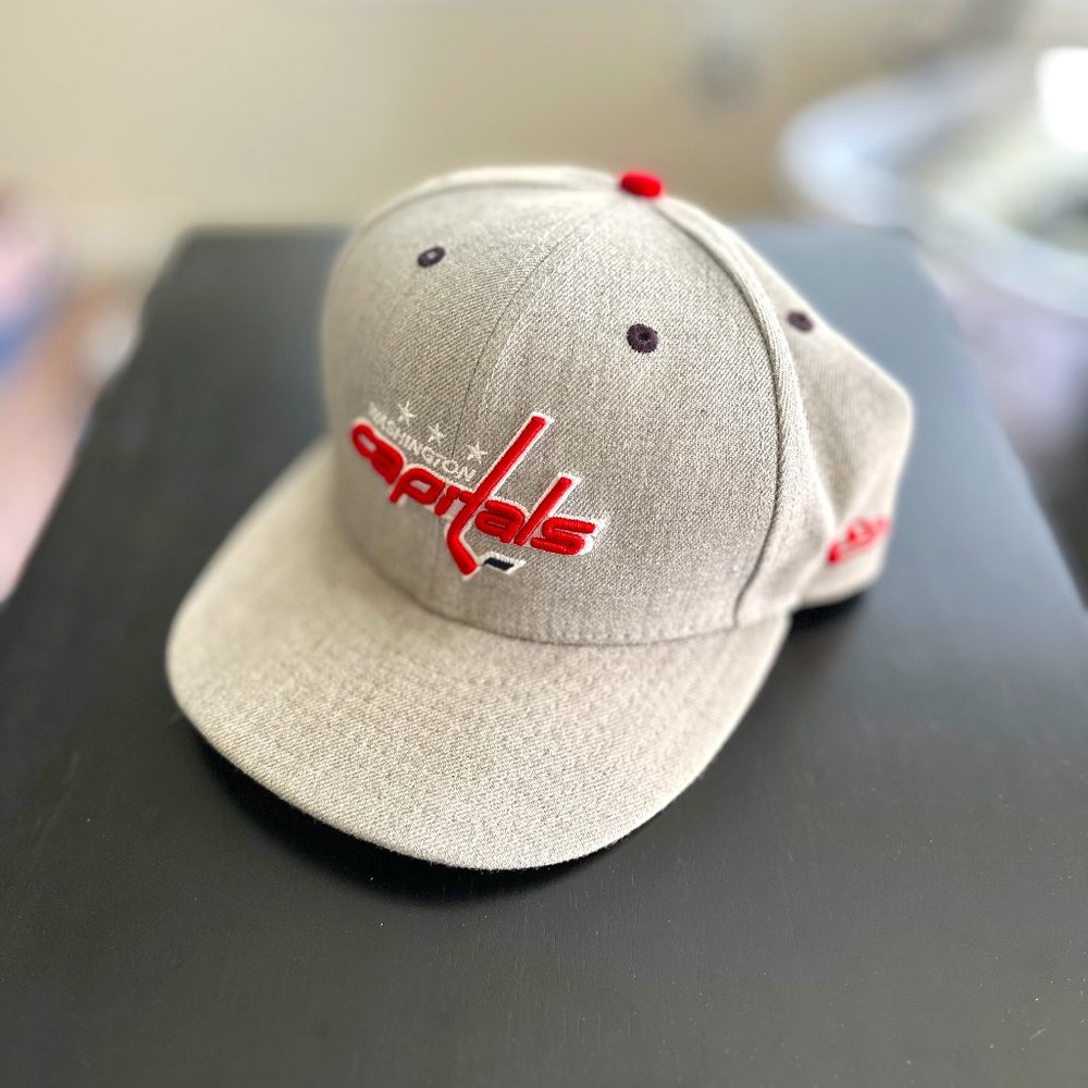 New Era Washington Capitals Fitted Hat Size 7.5